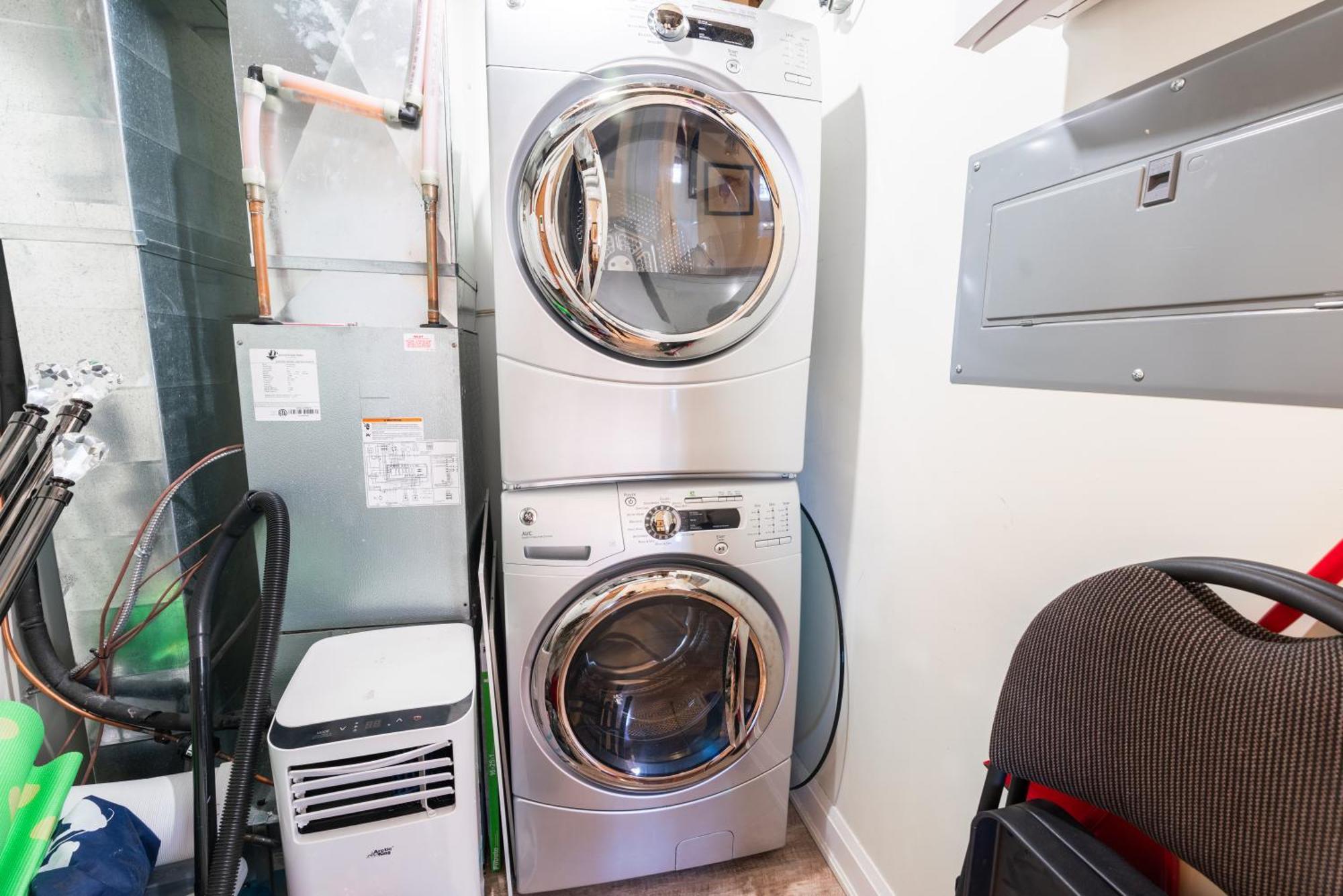 Spacious 3 Bedroom Apartment In Heart Of Niagara 소롤드 외부 사진